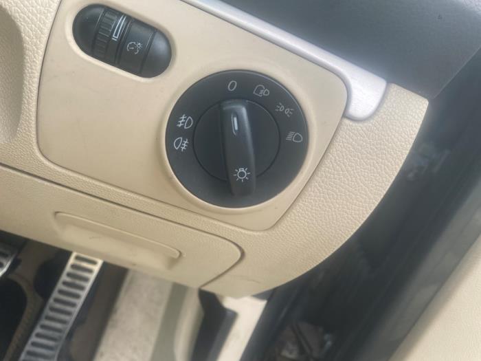 Volkswagen Eos 2.0 TFSI 16V Sloopvoertuig (2006, Donker, Grijs)