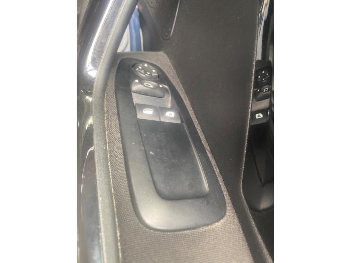 Peugeot 208 I 1.4 16V Sloopvoertuig (2013, Donker, Zilvergrijs, Moonmist)