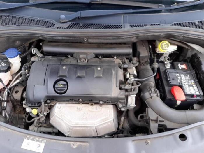 Peugeot 208 I 1.4 16V Sloopvoertuig (2013, Donker, Zilvergrijs, Moonmist)