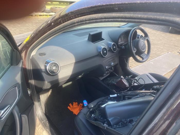 Audi A1 Sportback 1.4 TFSI Cylinder on demand 16V Sloopvoertuig (2014, Rood)