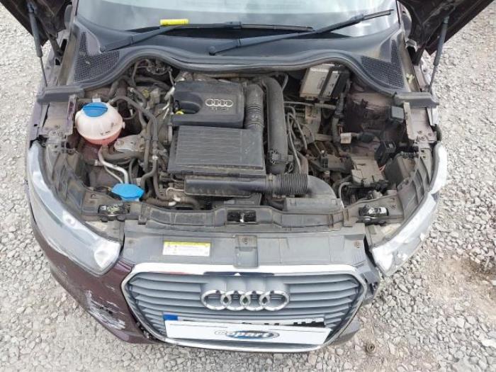 Audi A1 Sportback 1.4 TFSI Cylinder on demand 16V Sloopvoertuig (2014, Rood)