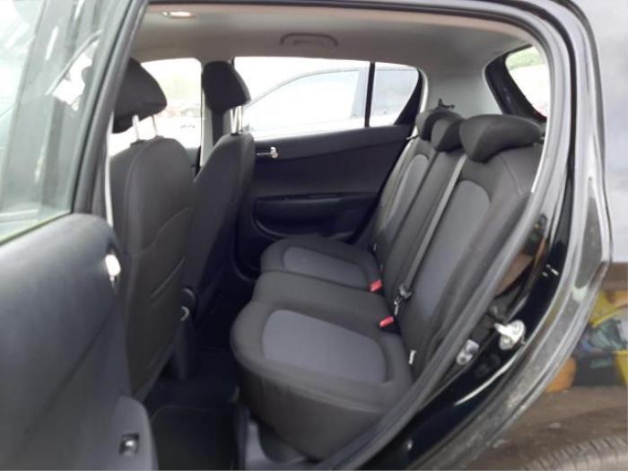 Hyundai i20 1.2i 16V Sloopvoertuig (2013, Zwart)