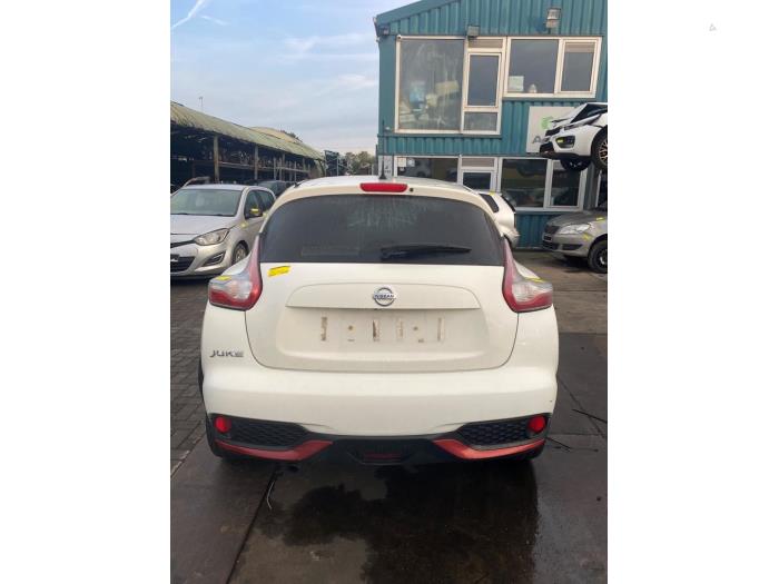 Nissan Juke 1.2 DIG-T 16V Sloopvoertuig (2014, Metallic, Wit)