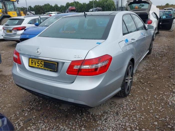 Mercedes E E-350 BlueTec V6 24V Sloopvoertuig (2009, Licht, Zilvergrijs)
