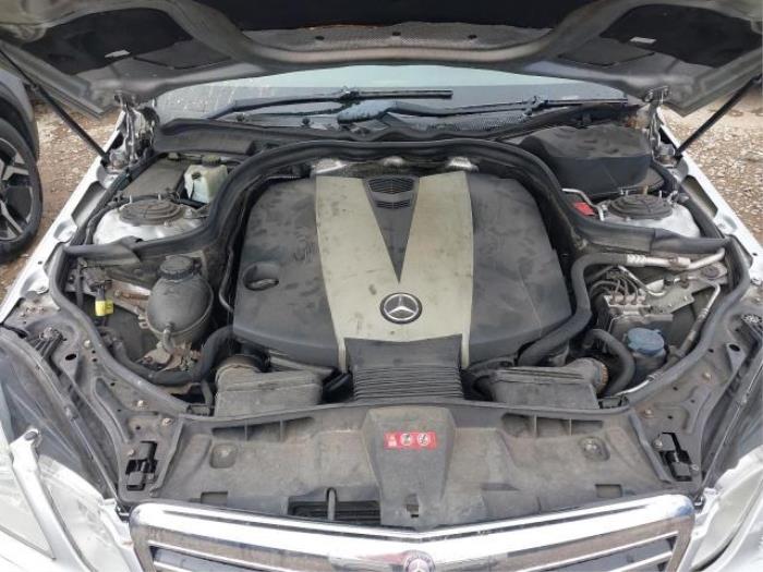Mercedes E E-350 BlueTec V6 24V Sloopvoertuig (2009, Licht, Zilvergrijs)