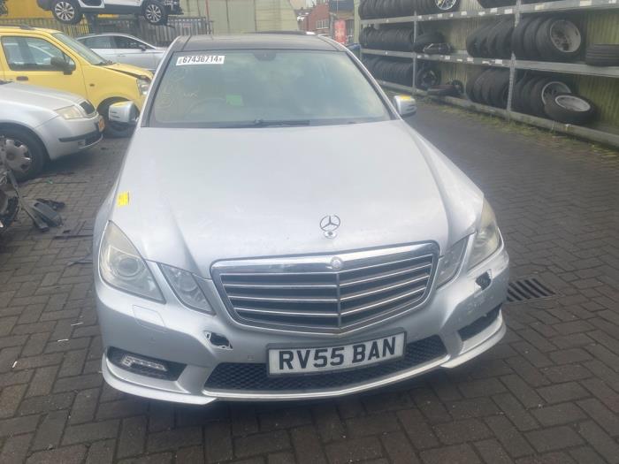 Mercedes E E-350 BlueTec V6 24V Sloopvoertuig (2009, Licht, Zilvergrijs)