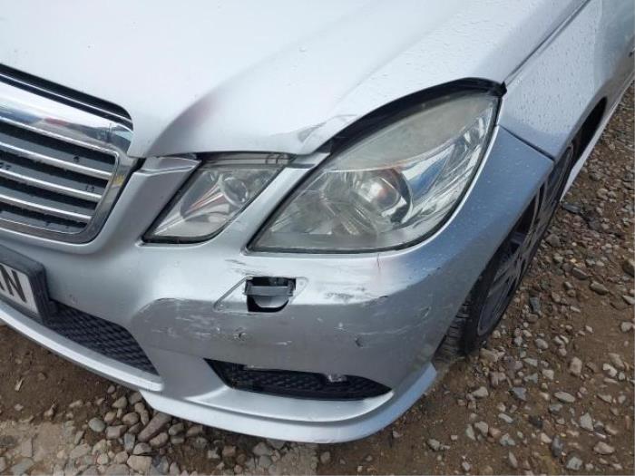 Mercedes E E-350 BlueTec V6 24V Sloopvoertuig (2009, Licht, Zilvergrijs)