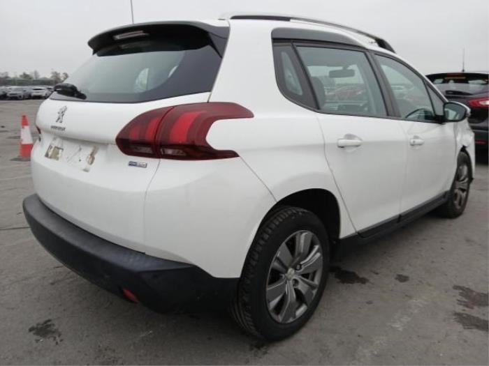 Peugeot 2008 1.2 Vti 12V PureTech 82 Sloopvoertuig (2017, Wit, Blank)