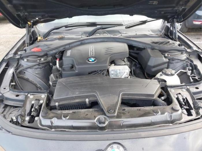 BMW 3 serie 320i 2.0 16V Sloopvoertuig (2014)