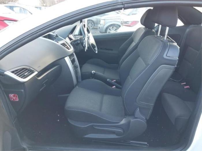 Peugeot 207 CC 1.6 16V Sloopvoertuig (2012, Wit, Blank)