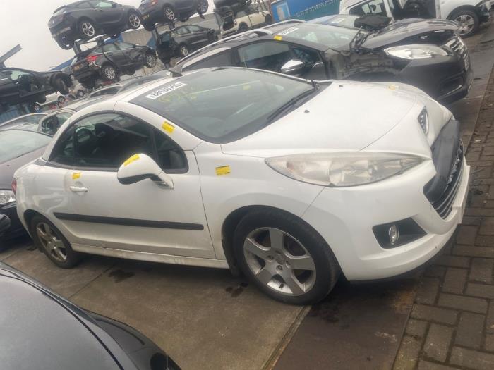 Peugeot 207 CC 1.6 16V Sloopvoertuig (2012, Wit, Blank)