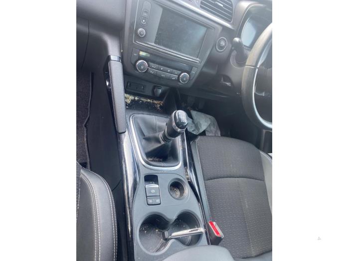 Renault Kadjar 1.2 Energy TCE 130 Sloopvoertuig (2018, Antraciet, Wit)