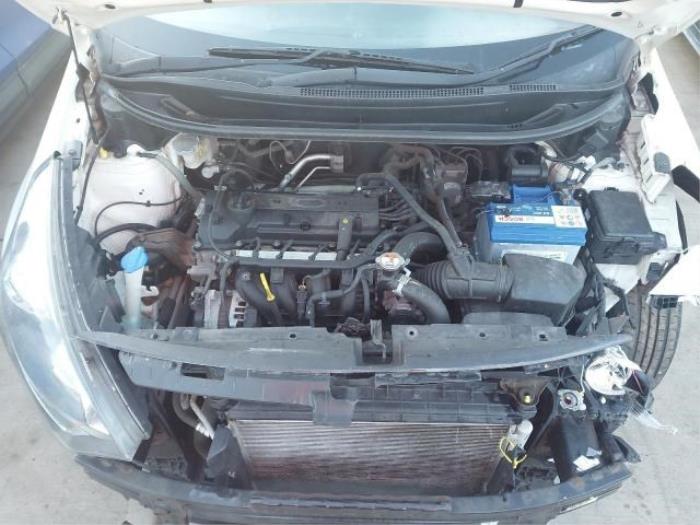 Kia Rio III 1.2 CVVT 16V Sloopvoertuig (2014, Candy White)