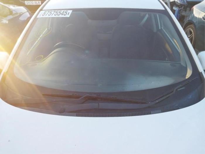 Kia Rio III 1.2 CVVT 16V Sloopvoertuig (2014, Candy White)