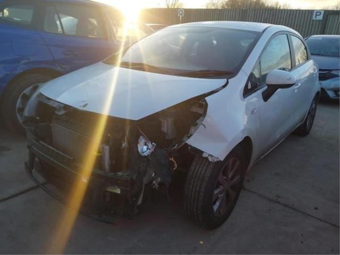 Kia Rio III 1.2 CVVT 16V Sloopvoertuig (2014, Candy White)