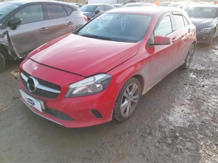 Mercedes A 1.6 A-180 16V Sloopvoertuig (2017)