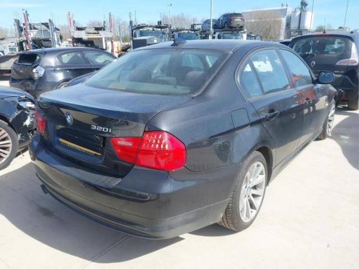 BMW 3 serie 320i 16V Sloopvoertuig (2011, Blank)
