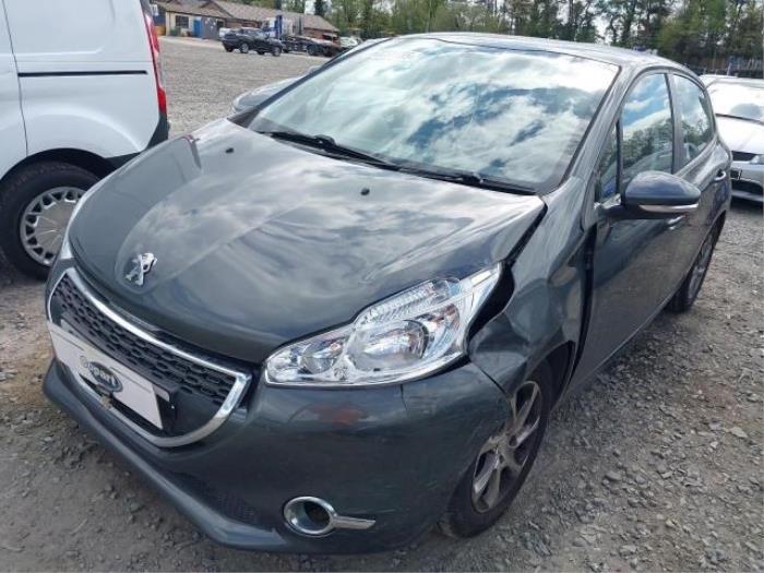 Peugeot 208 I 1.0 Vti 12V PureTech Sloopvoertuig (2015, Metallic, Grijs)