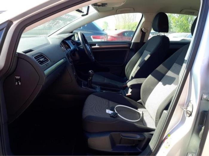 Volkswagen Golf VII 1.2 TSI 16V Sloopvoertuig (2013, Zilvergrijs)