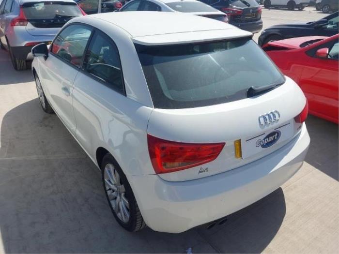 Audi A1 Sportback 1.4 TFSI 16V 122 Sloopvoertuig (2013, Wit)