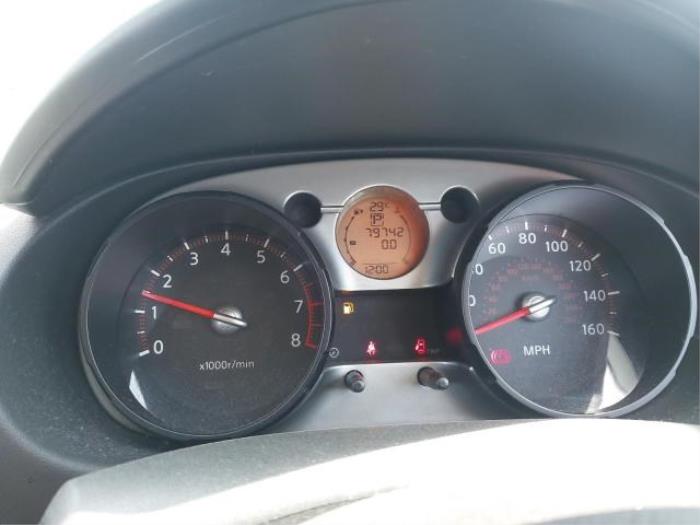 Nissan Qashqai 2.0 16V Sloopvoertuig (2008, Zwart, Saffierzwart)