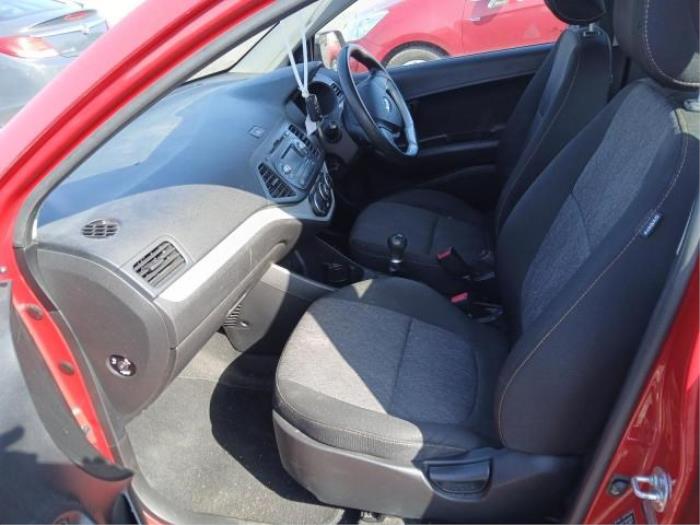 Kia Picanto 1.0 12V Sloopvoertuig (2013, Rood)