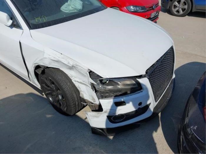 Audi A5 2.0 FSI 16V Sloopvoertuig (2011, Wit)