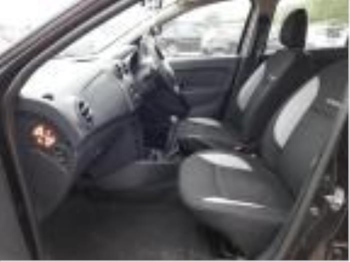 Dacia Sandero II 0.9 TCE 12V Sloopvoertuig (2014, Zwart)