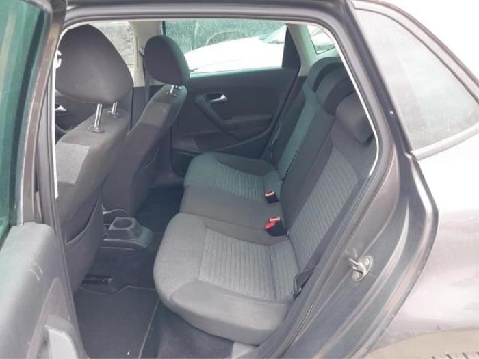 Volkswagen Polo V 1.2 12V Sloopvoertuig (2010, Moondust, Moonmist, Muisgrijs, Zilvergrijs)