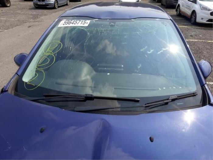 Peugeot 208 I 1.2 Vti 12V PureTech 82 Sloopvoertuig (2015, Blauw)