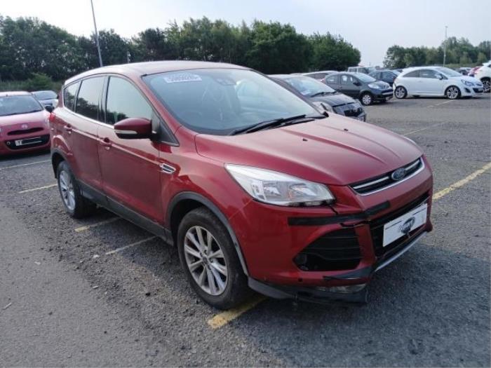 Ford Kuga II 1.5 EcoBoost 16V 150 Sloopvoertuig (2015, Rood)