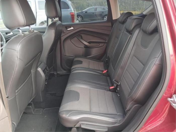 Ford Kuga II 1.5 EcoBoost 16V 150 Sloopvoertuig (2015, Rood)