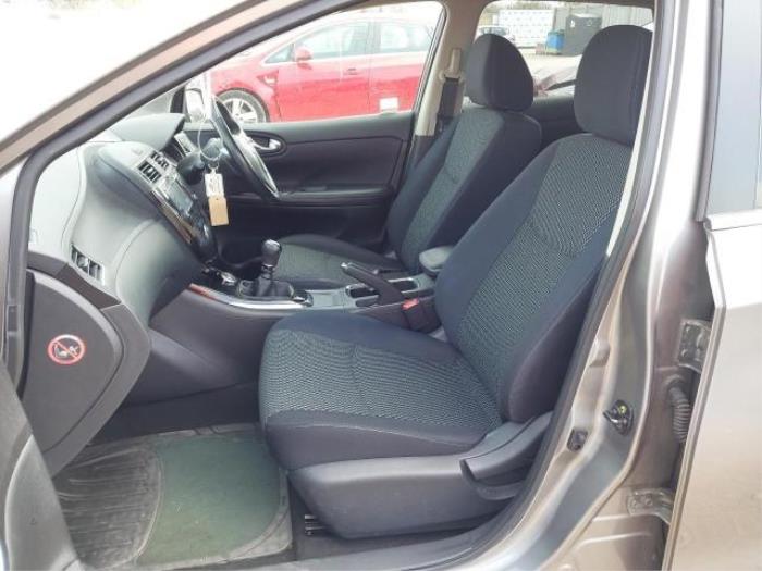 Nissan Pulsar 1.2 DIG-T 16V Sloopvoertuig (2015, Donker, Grijs)