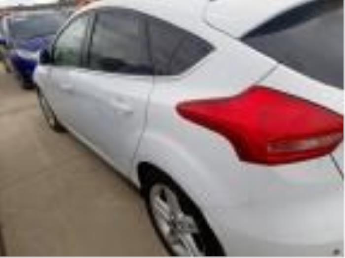 Ford Focus 3 1.0 Ti-VCT EcoBoost 12V 125 Sloopvoertuig (2016, Wit)