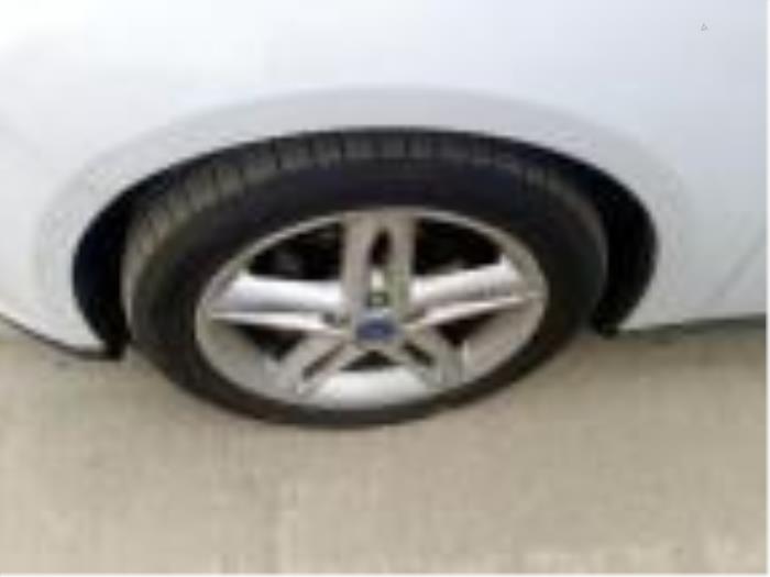 Ford Focus 3 1.0 Ti-VCT EcoBoost 12V 125 Sloopvoertuig (2016, Wit)