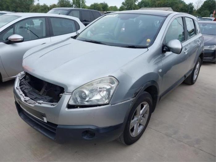 Nissan Qashqai 2.0 16V Sloopvoertuig (2007, Zilvergrijs)