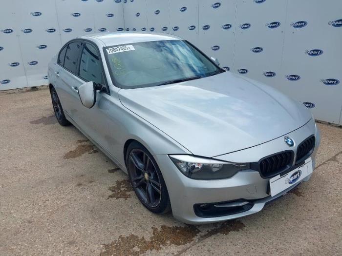 BMW 3 serie 316i 1.6 16V Sloopvoertuig (2013, Zilvergrijs)