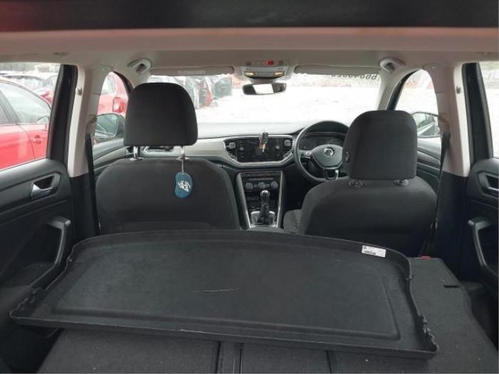 Volkswagen T-Roc I 1.5 TSI Evo BMT 16V Sloopvoertuig (2020, Moondust, Moonmist, Muisgrijs, Zilvergrijs)