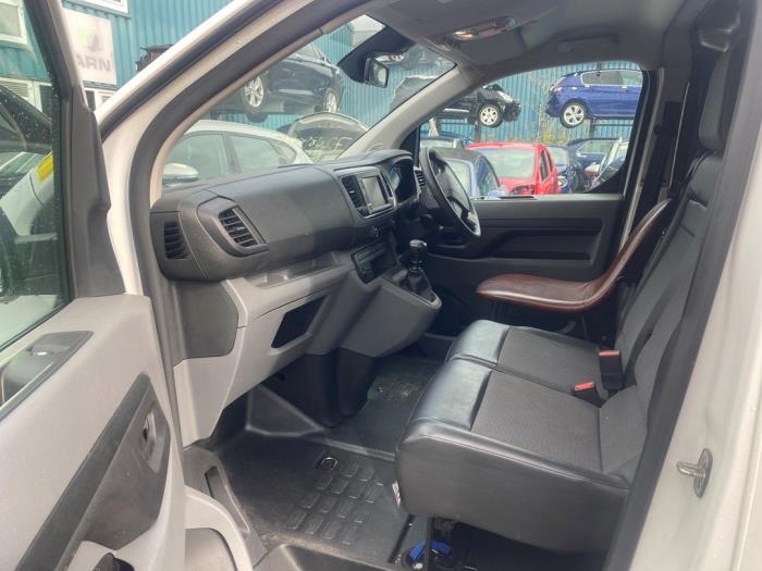 Peugeot Expert 2.0 Blue HDi 120 16V Sloopvoertuig (2019, Wit)