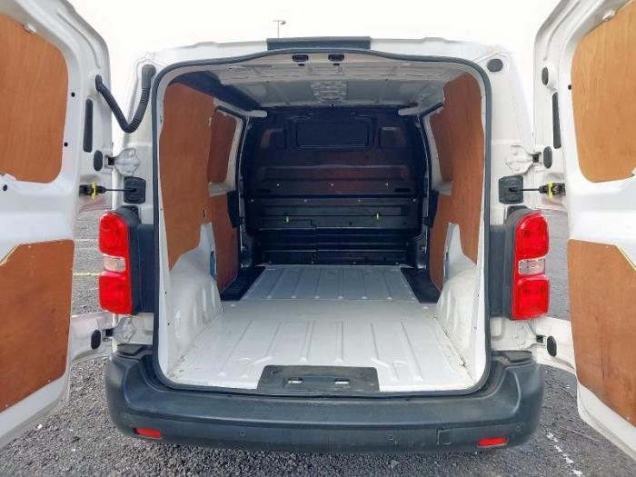 Peugeot Expert 2.0 Blue HDi 120 16V Sloopvoertuig (2019, Wit)