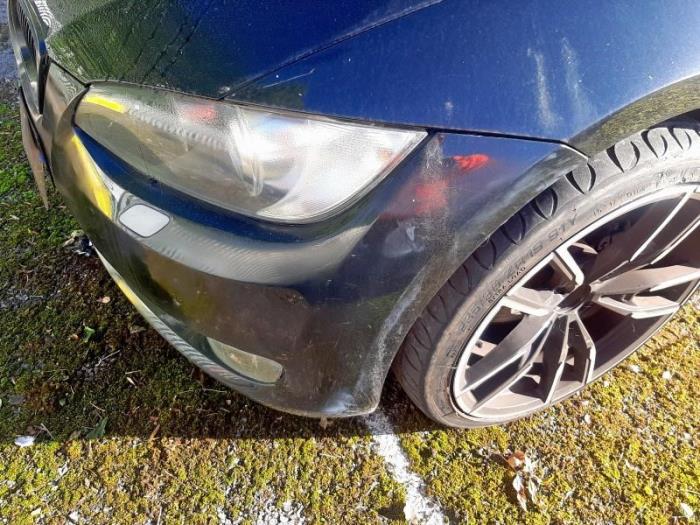 BMW 3 serie 320i 16V Sloopvoertuig (2009, Zwart)
