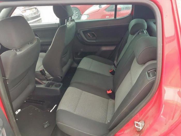 Skoda Fabia II 1.2 TSI Sloopvoertuig (2013, Rood)