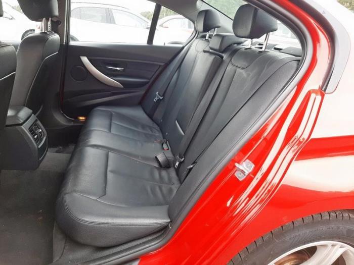 BMW 3 serie 320i 2.0 16V Sloopvoertuig (2013, Rood)