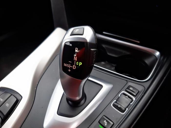 BMW 3 serie 320i 2.0 16V Sloopvoertuig (2013, Rood)