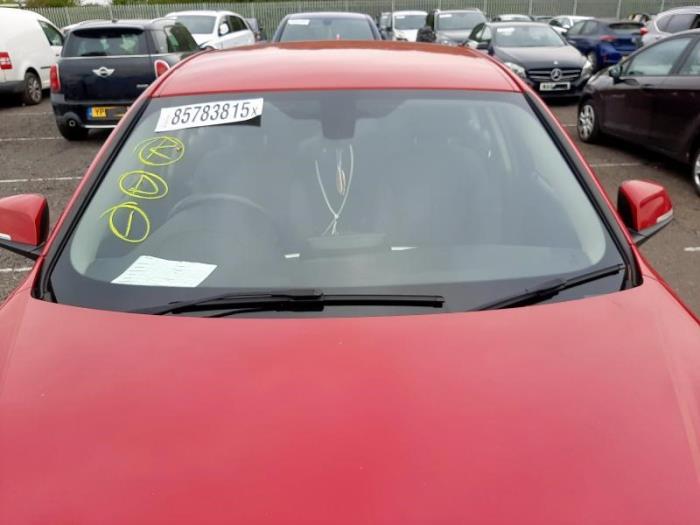 BMW 3 serie 320i 2.0 16V Sloopvoertuig (2013, Rood)