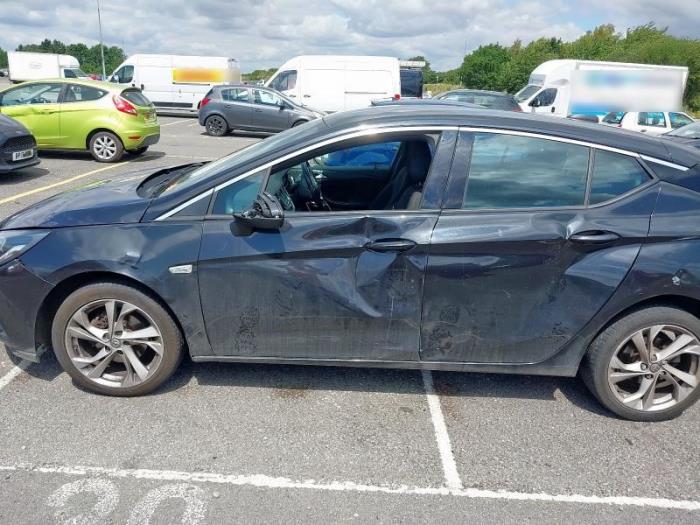 Opel Astra K 1.0 SIDI Turbo 12V Sloopvoertuig (2016, Zwart)