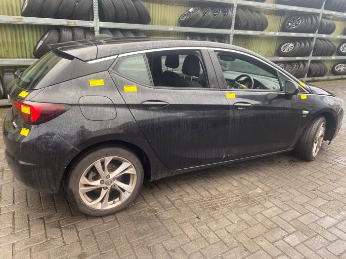 Opel Astra K 1.0 SIDI Turbo 12V Sloopvoertuig (2016, Zwart)