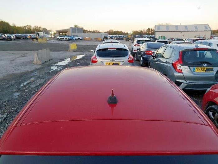 BMW 1 serie 120i 16V Sloopvoertuig (2010, Rood)