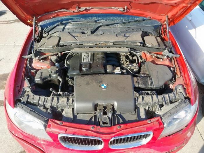 BMW 1 serie 120i 16V Sloopvoertuig (2010, Rood)