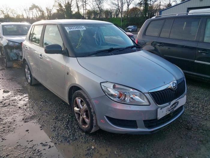 Skoda Fabia II 1.2i 12V Sloopvoertuig (2013, Zilver)
